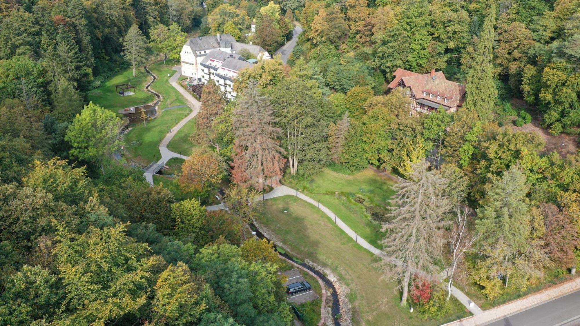 Hotel Luisenpark Bad Bergzabern Exteriör bild